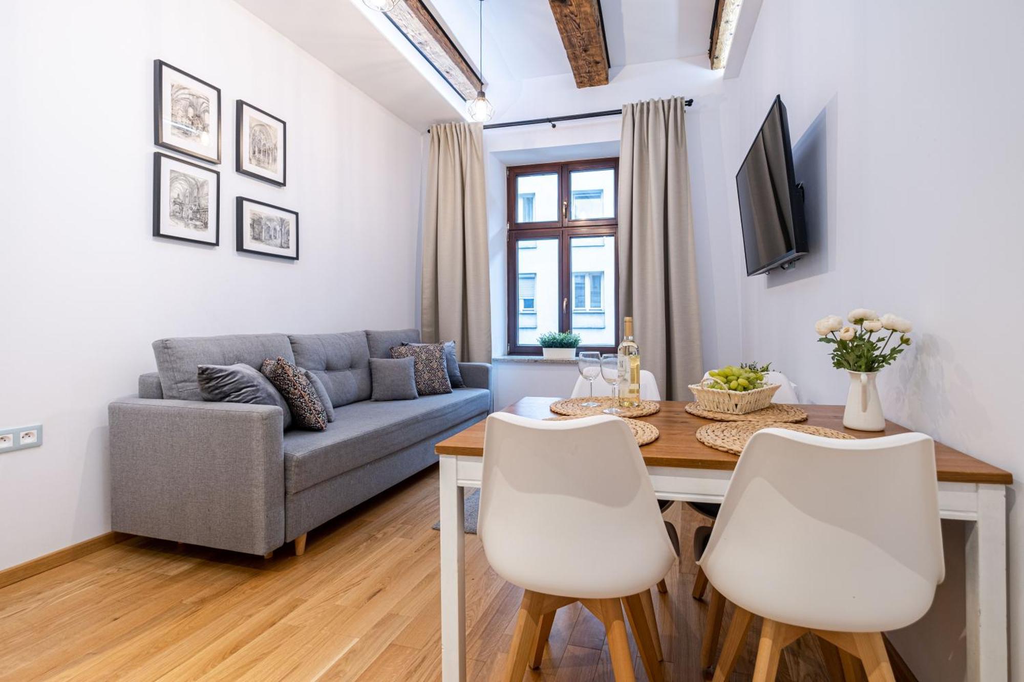 Old Town Zamkowa Vis A Vis Wawelu Apartment Krakow Ngoại thất bức ảnh
